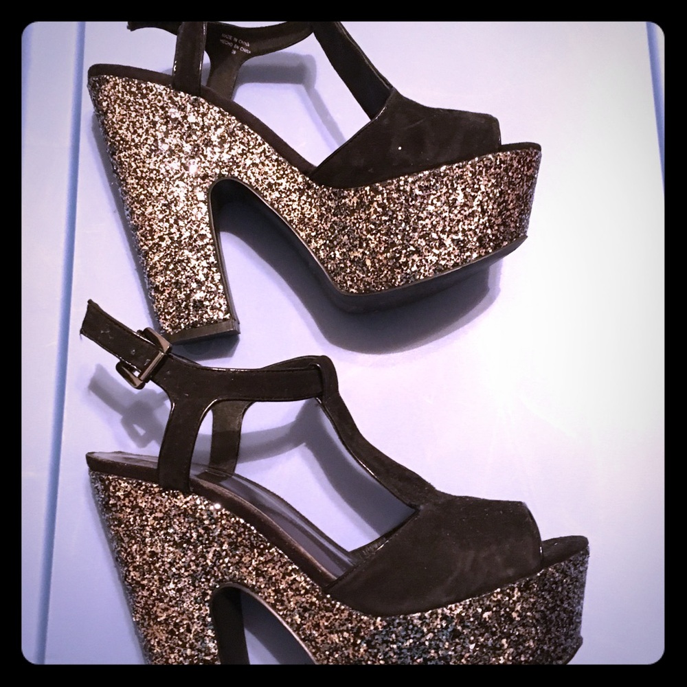 Aldo black & silver glitter platform heels size 39